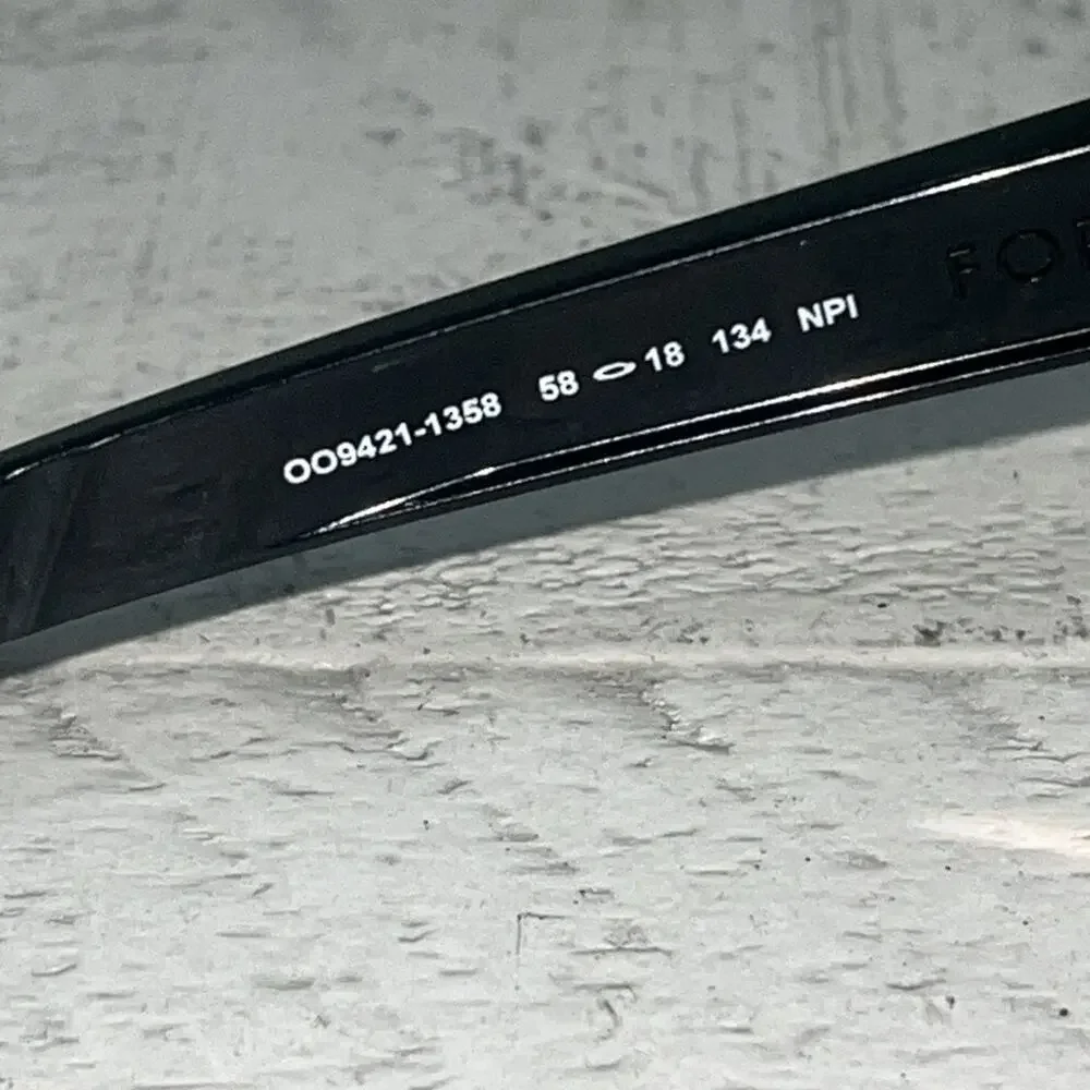 Oakley Forager Sunglasses OO9421-1358 Matte black Polarized ‼️Frames Only‼️